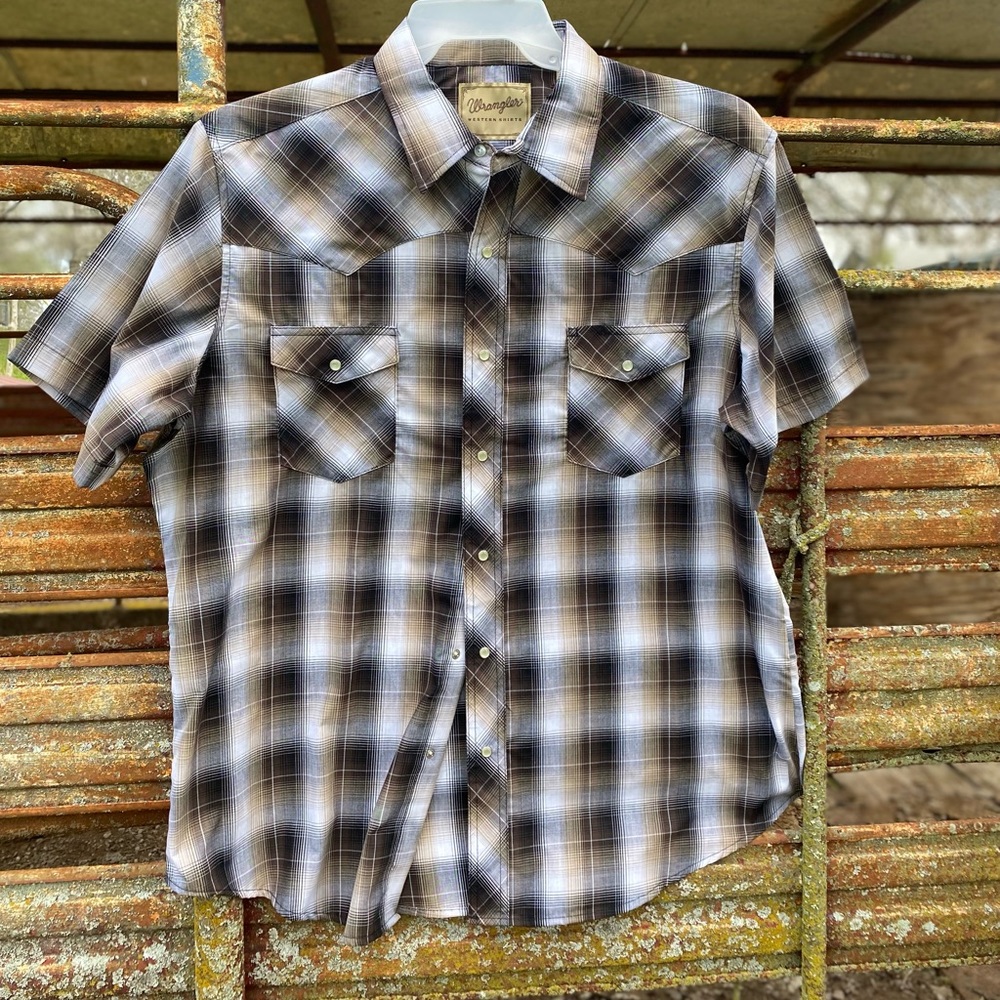 Wrangler Men’s Dress Shirt